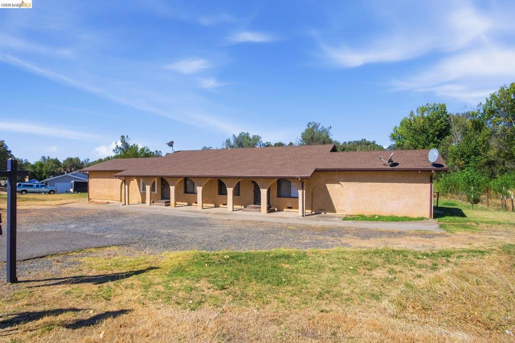 912 Feather Drive