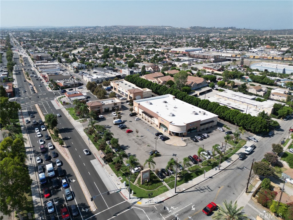 9333 Whittier