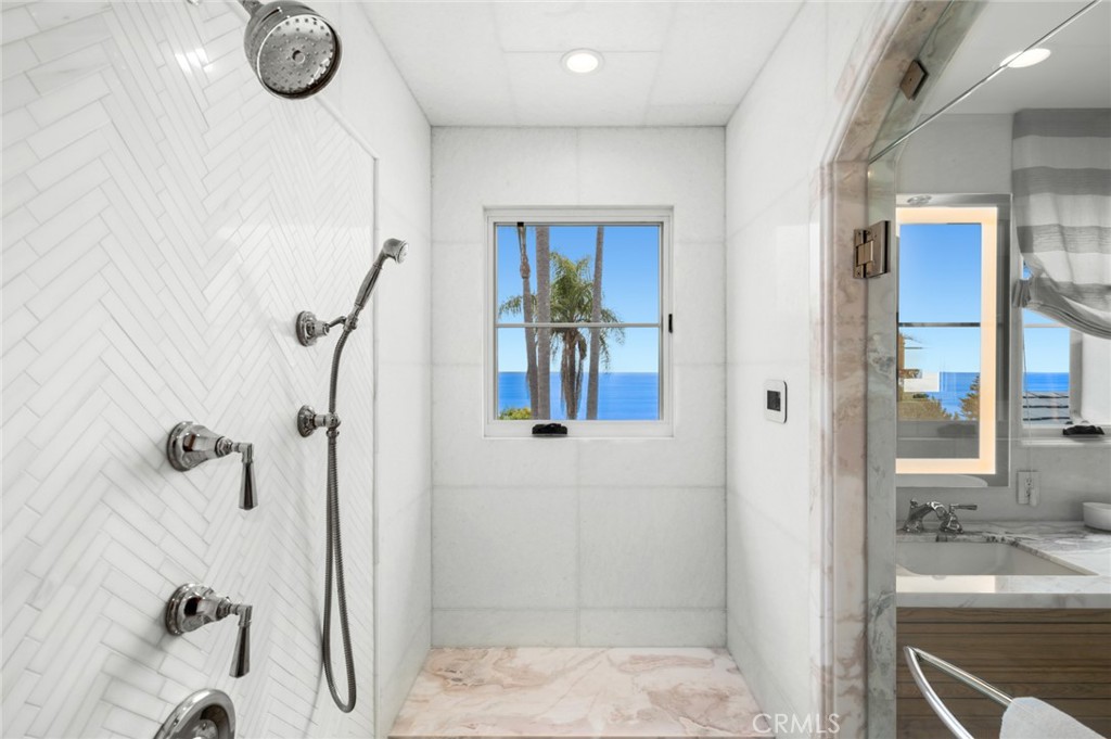 Alta Vista (AV) - Residential