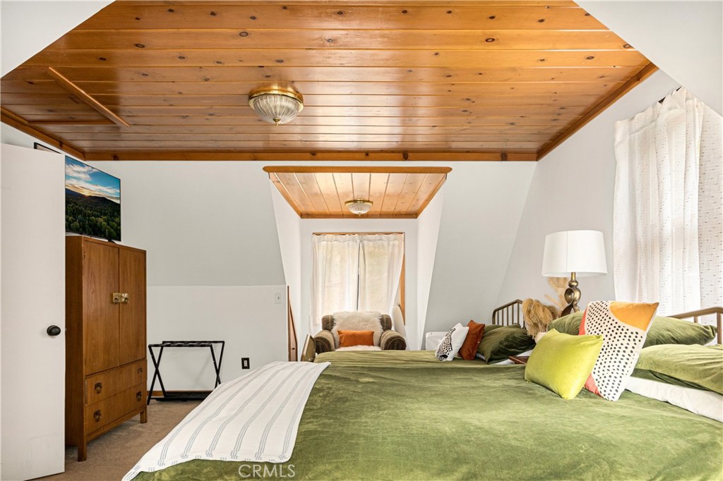 Green Valley Lake (GVLK) - Residential