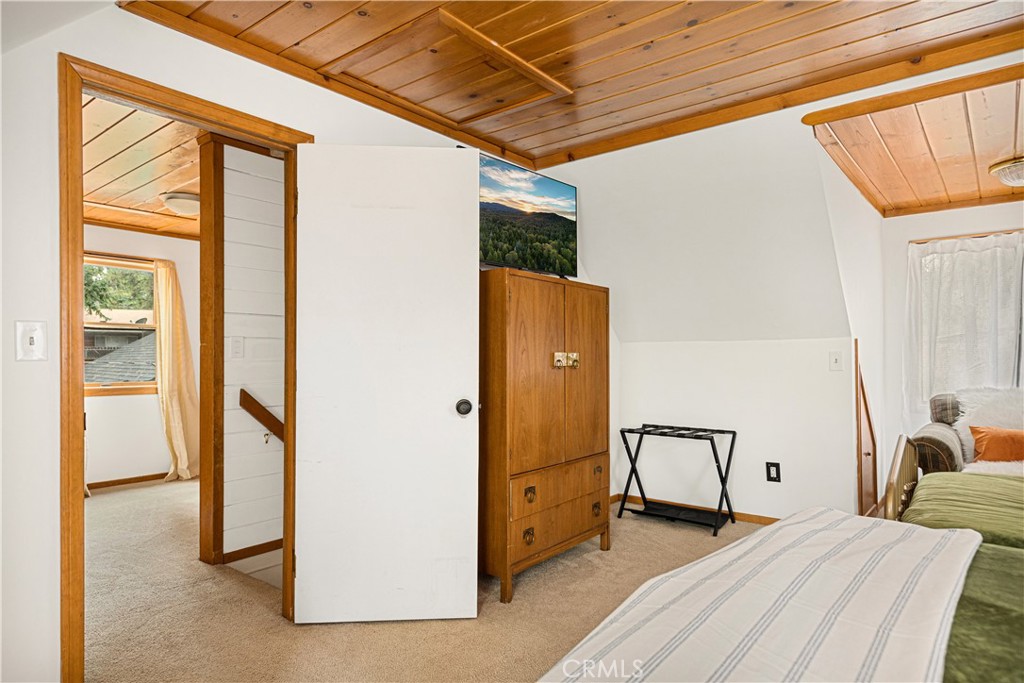 Green Valley Lake (GVLK) - Residential