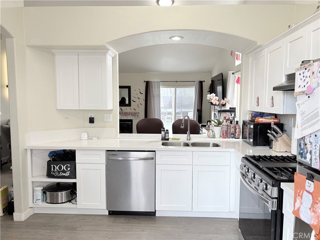 36746 Golden Oak