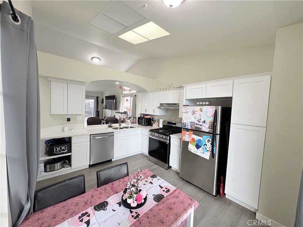 36746 Golden Oak