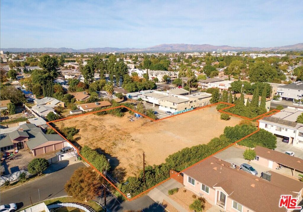 13840 Sherman Way