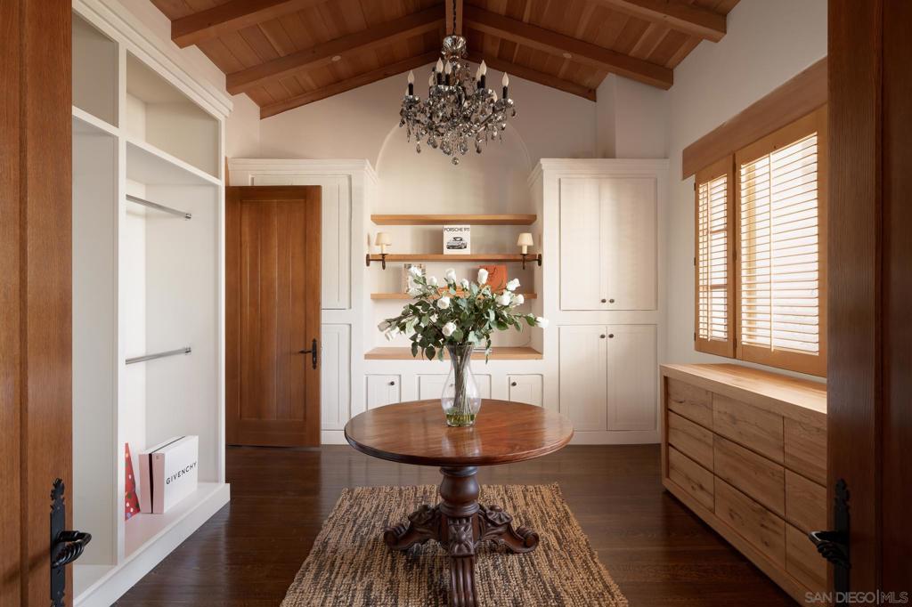 Rancho Santa Fe - Residential