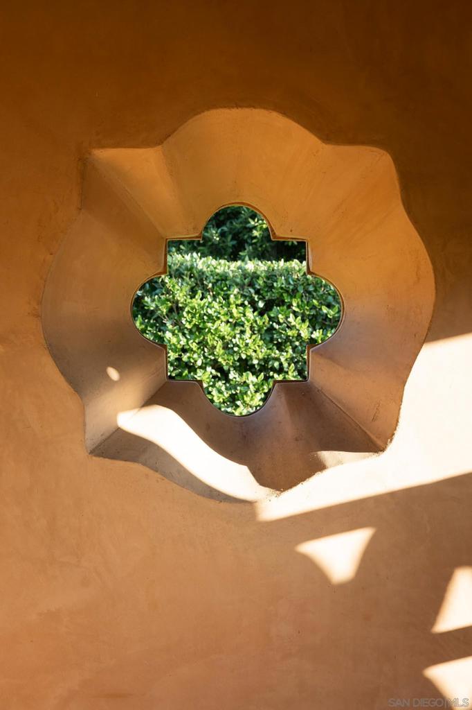 Rancho Santa Fe - Residential