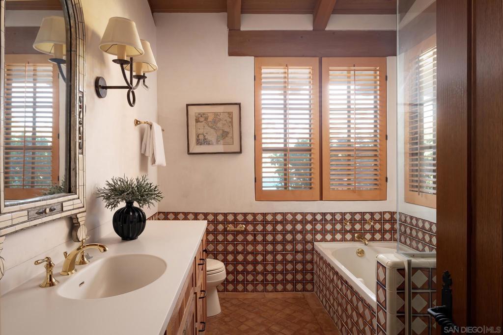 Rancho Santa Fe - Residential