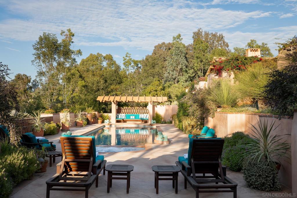 Rancho Santa Fe - Residential