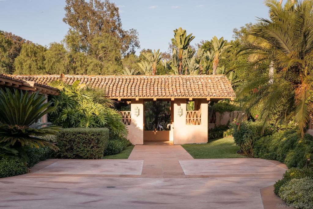 Rancho Santa Fe - Residential