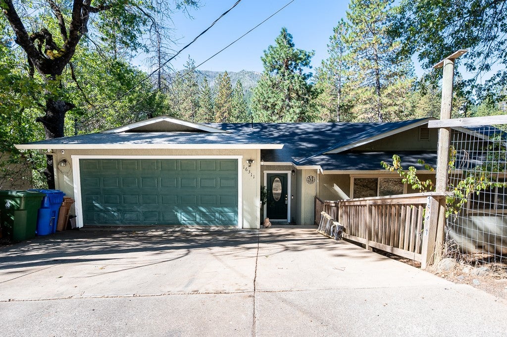 16311 Ponderosa