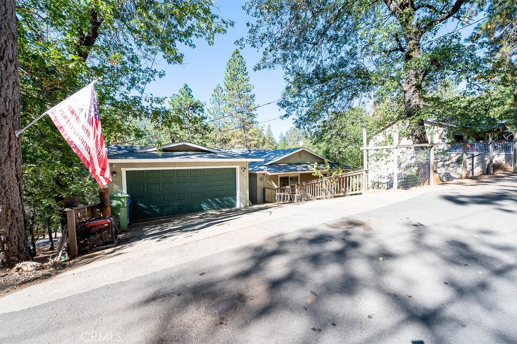 16311 Ponderosa