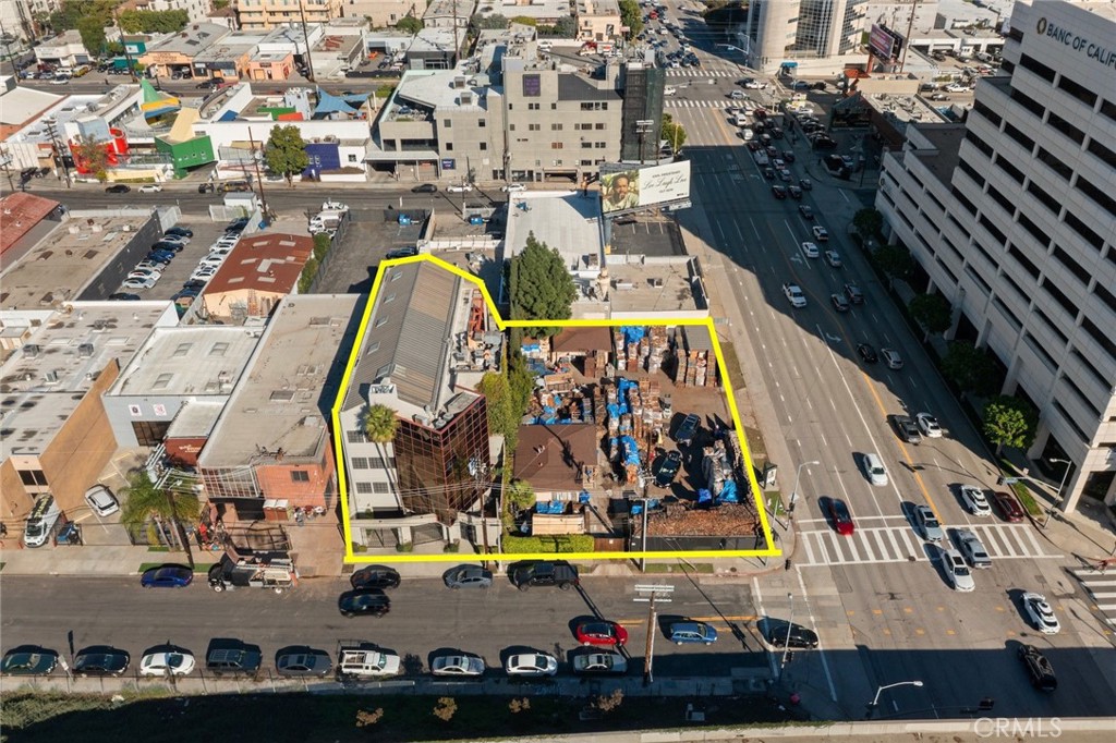 2140 -2150 Cotner Avenue