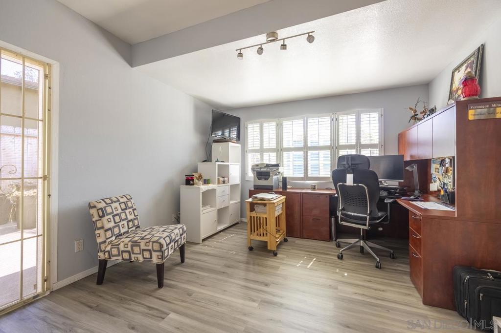 College Grove - Residential