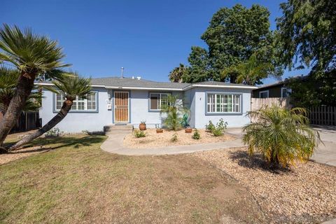 4033 Loma Alta Dr San Diego CA 92115