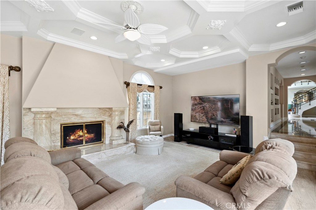 842 Harbor Island Drive