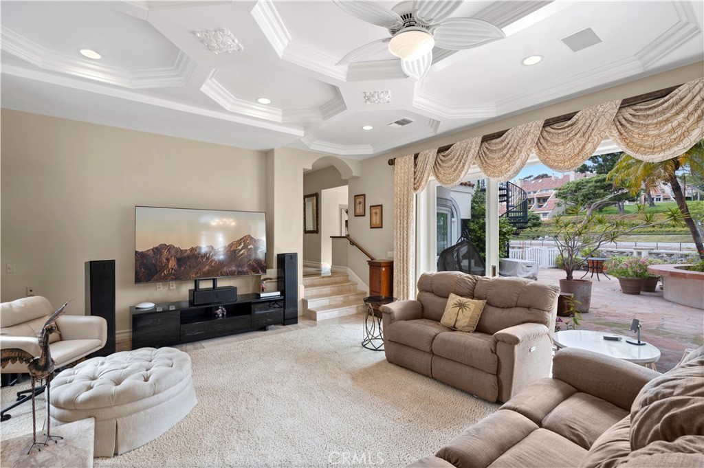 842 Harbor Island Drive