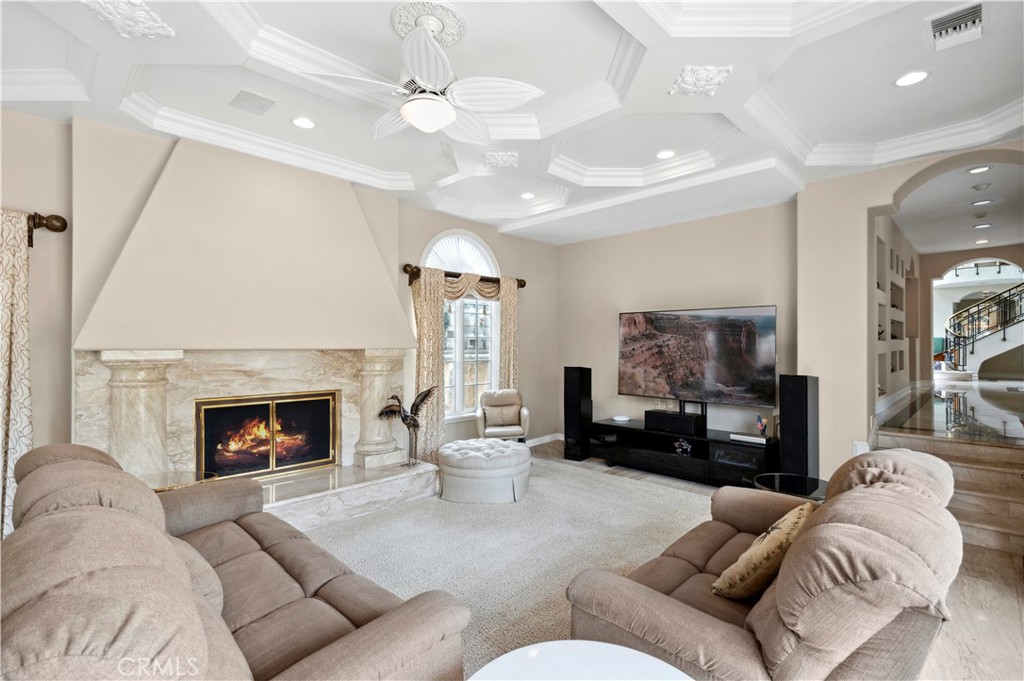 842 Harbor Island Drive