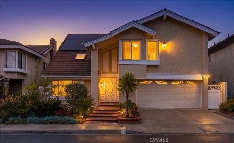 Photo of 22 Hunter, Irvine, CA 92620 (MLS # OC26026857)