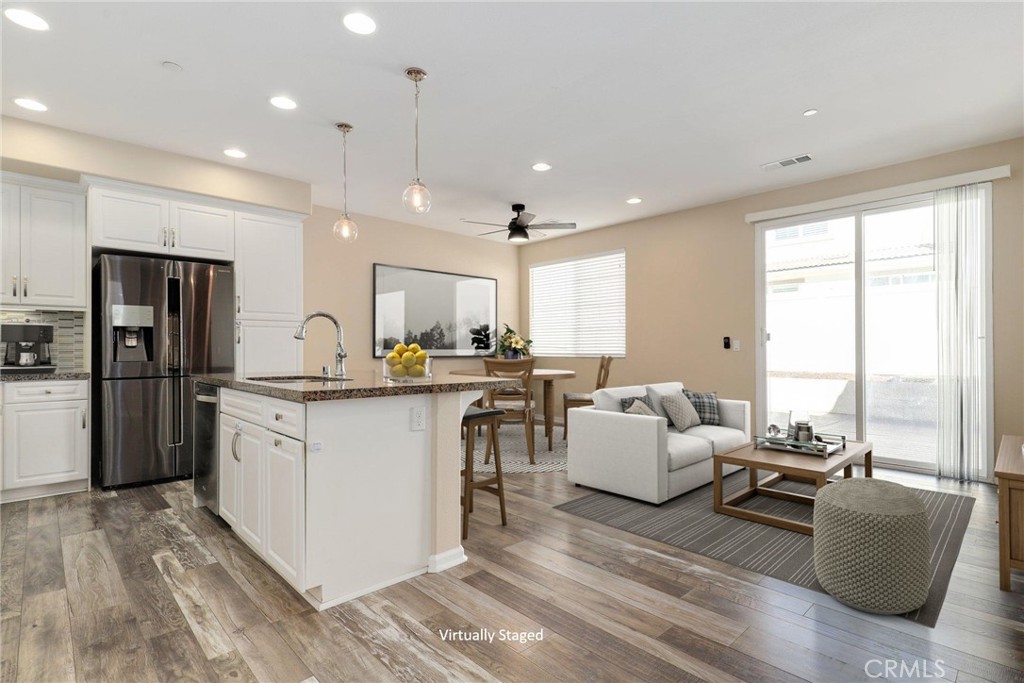 31872 Calle Luz