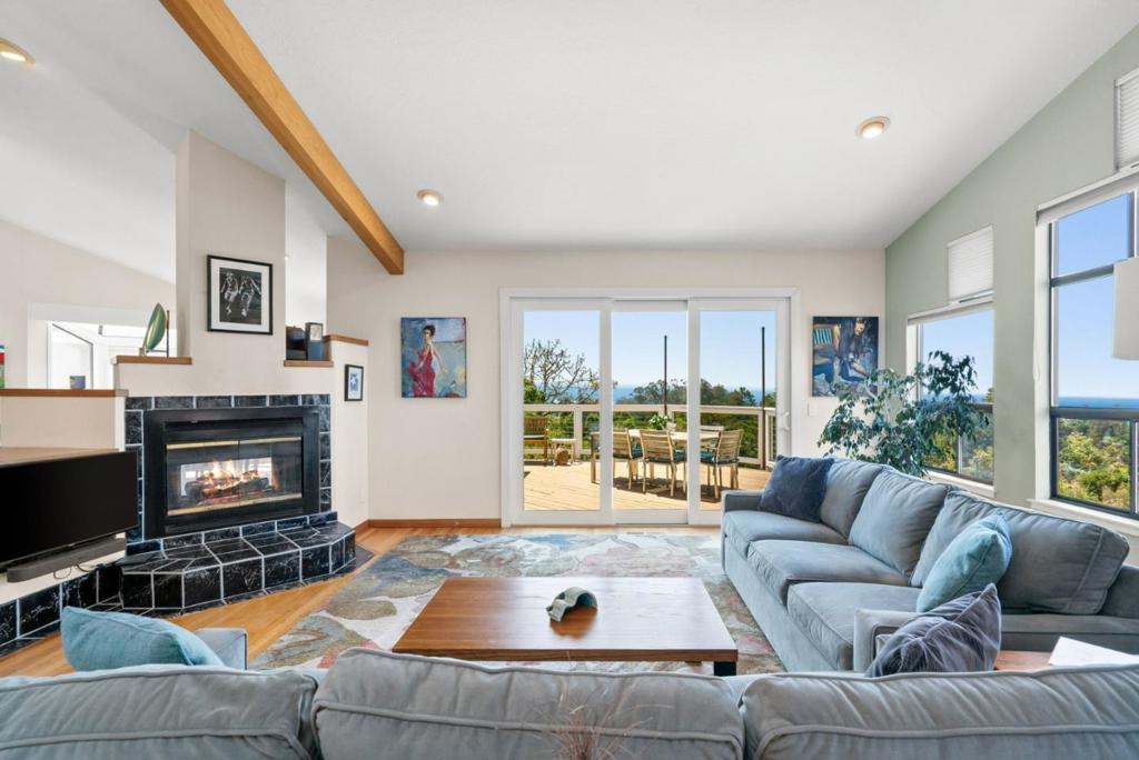 442 Vista Del Mar Drive
