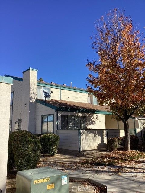 Photo of 44532 E 15th Street E #7, Lancaster, CA 93535 (MLS # SR26059985)