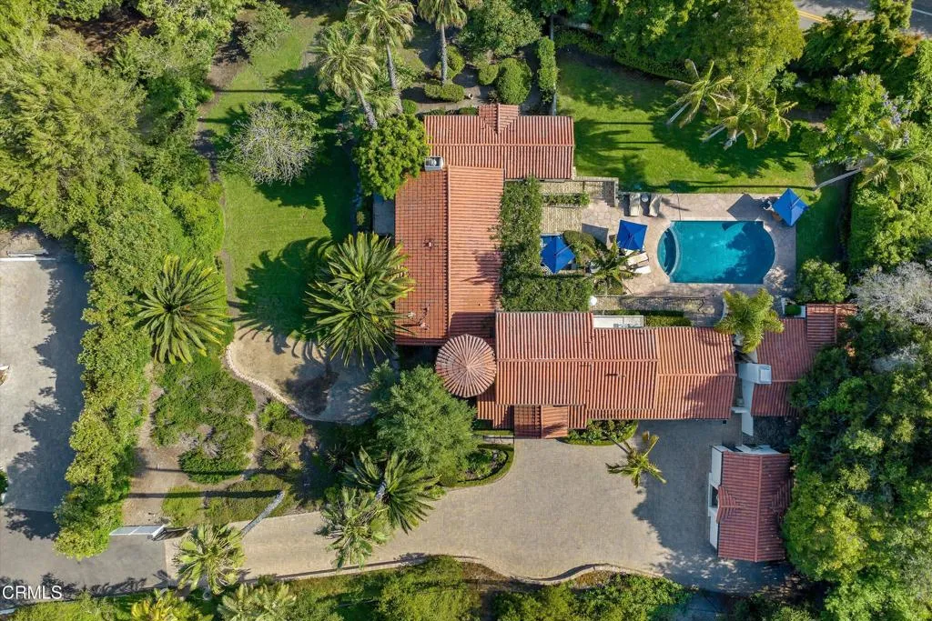 Montecito, California 93108, United States, 4 Bedrooms Bedrooms, ,4 BathroomsBathrooms,Residential,Active,247479