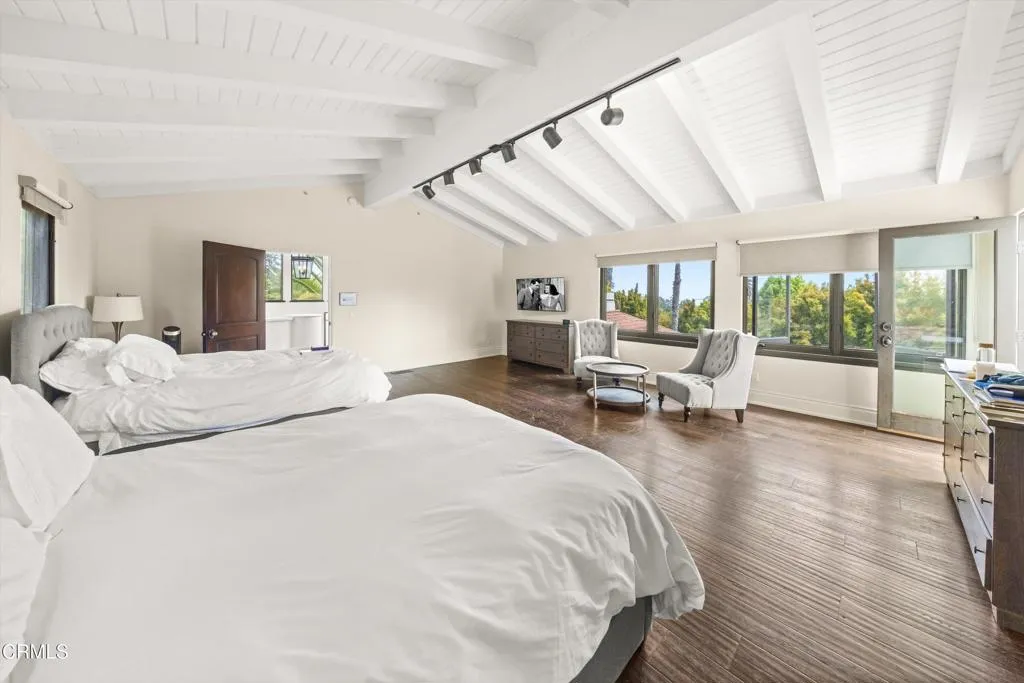 Montecito, California 93108, United States, 4 Bedrooms Bedrooms, ,4 BathroomsBathrooms,Residential,Active,247479