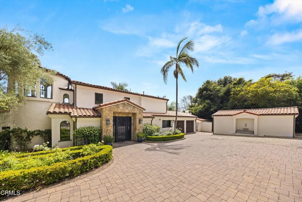Montecito, California 93108, United States, 4 Bedrooms Bedrooms, ,4 BathroomsBathrooms,Residential,Active,247479