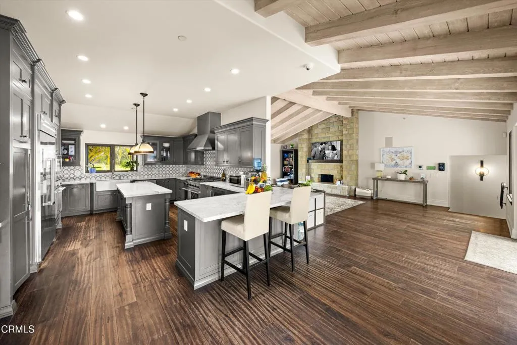 Montecito, California 93108, United States, 4 Bedrooms Bedrooms, ,4 BathroomsBathrooms,Residential,Active,247479