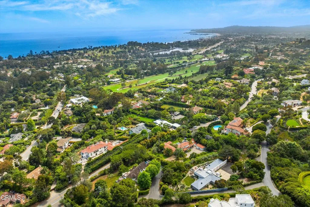 Montecito, California 93108, United States, 4 Bedrooms Bedrooms, ,4 BathroomsBathrooms,Residential,Active,247479