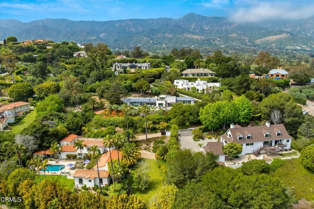 Montecito, California 93108, United States, 4 Bedrooms Bedrooms, ,4 BathroomsBathrooms,Residential,Active,247479