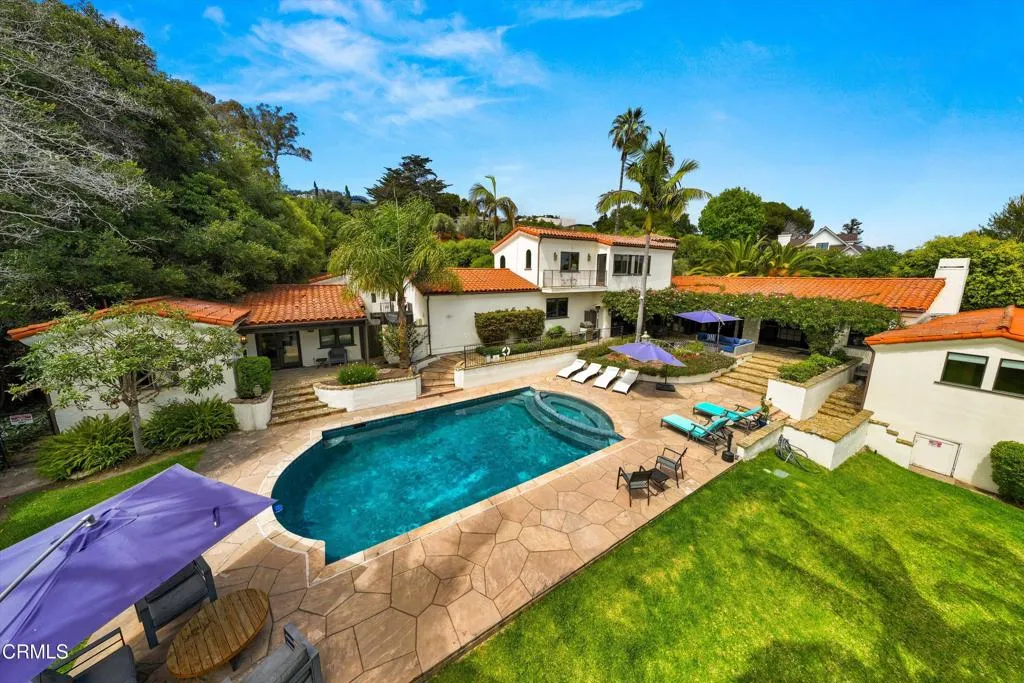 Montecito, California 93108, United States, 4 Bedrooms Bedrooms, ,4 BathroomsBathrooms,Residential,Active,247479
