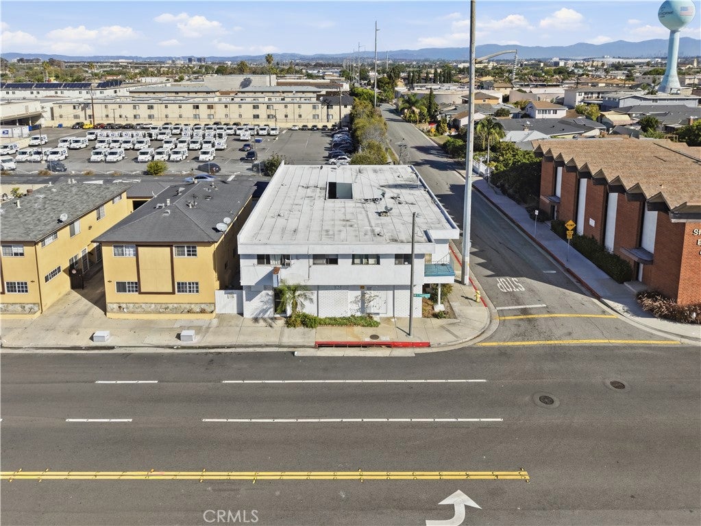 4701 W El Segundo