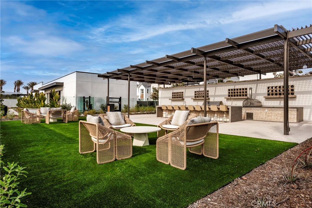 The Sequoias at the Meadows - Residential