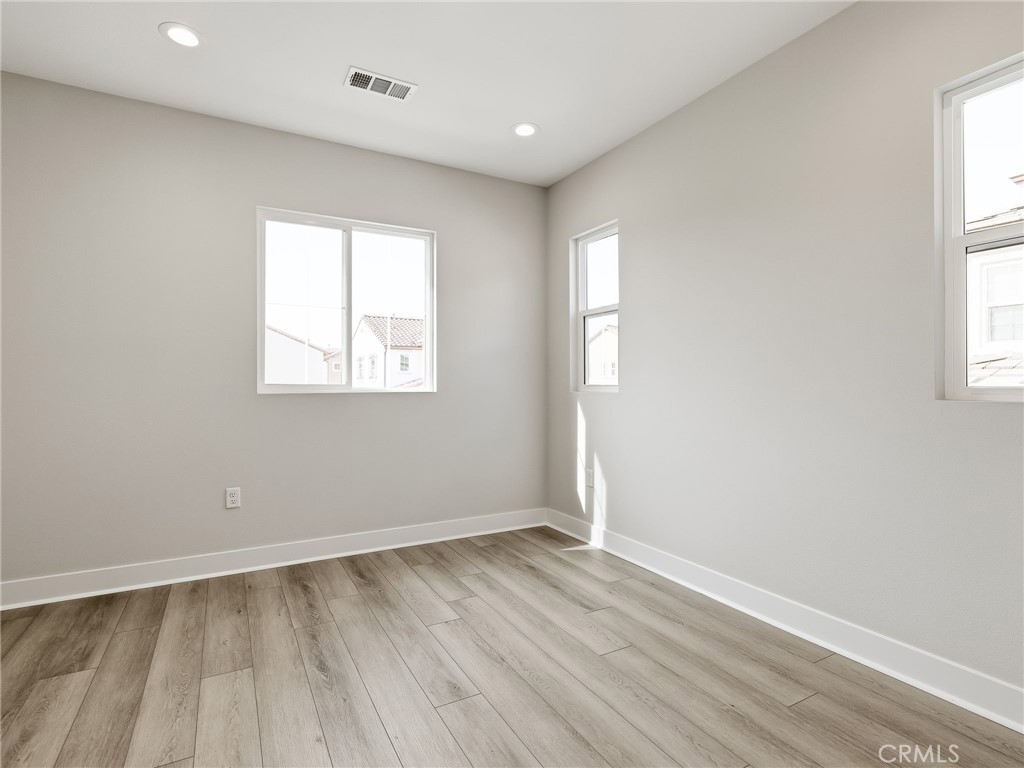 The Sequoias at the Meadows - Residential