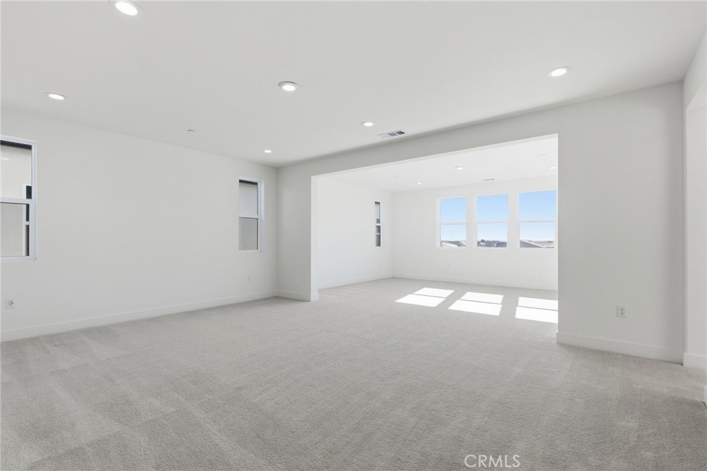 The Sequoias at the Meadows - Residential