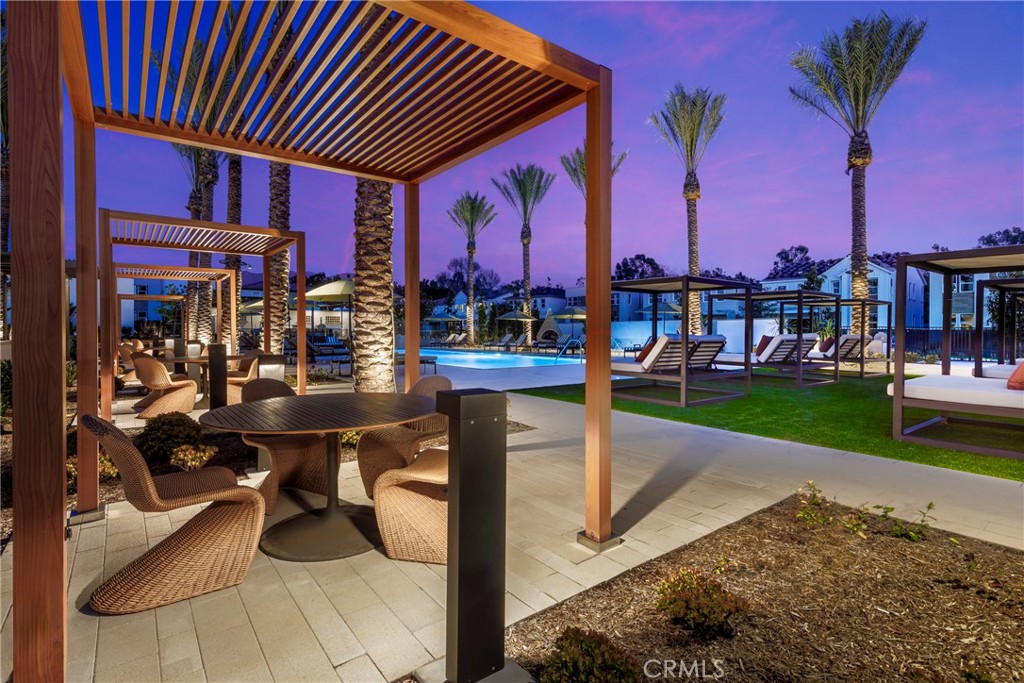 The Sequoias at the Meadows - Residential