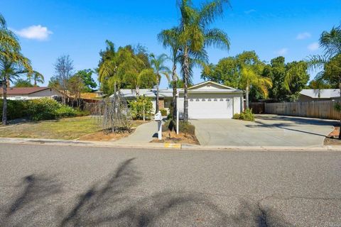 13218 Lakeview Granada Dr Lakeside CA 92040