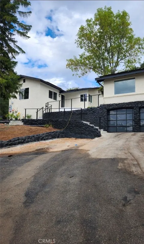 10535 La Canada, Sunland, CA 91040 - MLS#: BB25266032