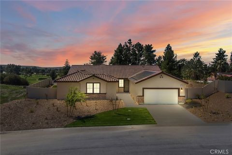 Photo of 5804 Levanto Street, Bakersfield, CA 93306 (MLS # HD26011200)