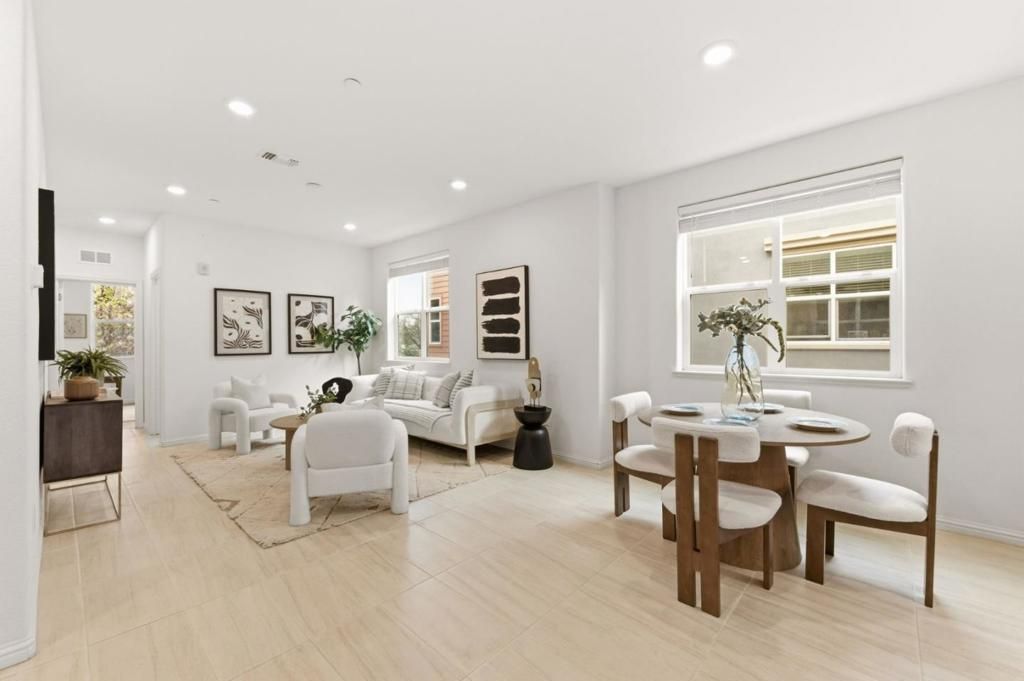 Photo of San Jose, CA 95133 (MLS # ML82040028)