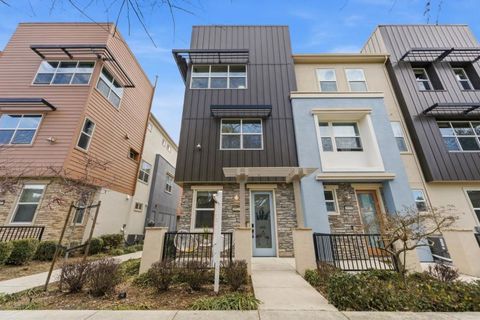 Photo of San Jose, CA 95133 (MLS # ML82040028)