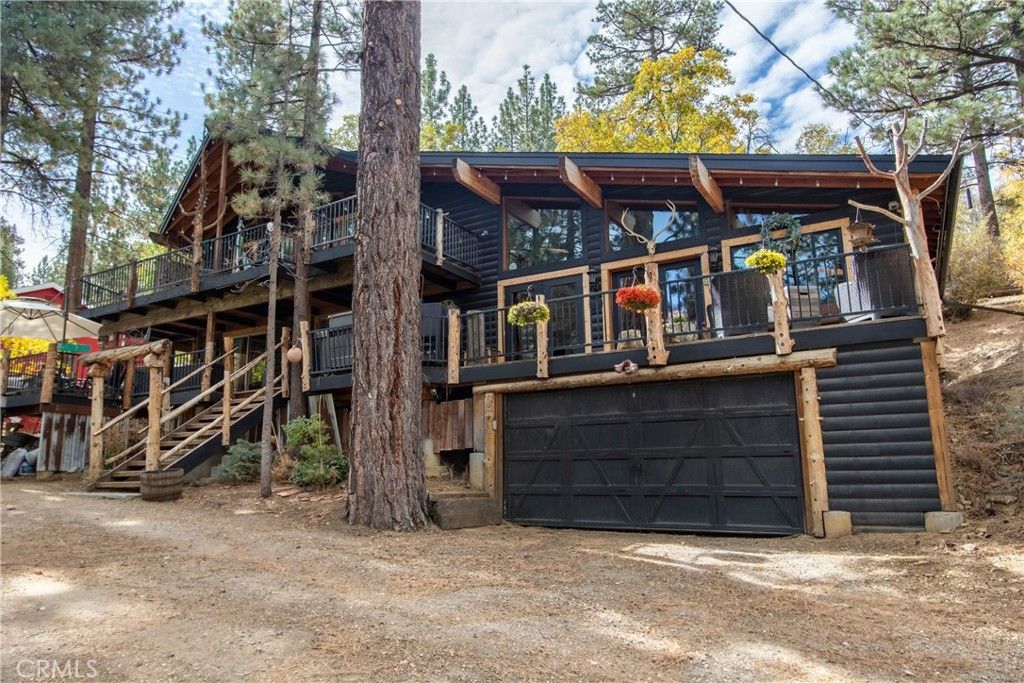 Photo of 440 Saw Mill, Sugarloaf, CA 92314 (MLS # SW25243529)