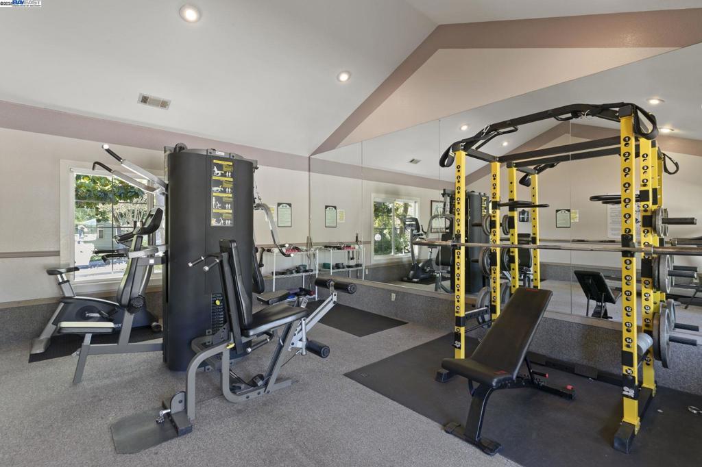 CANYON MEADOWS - Residential