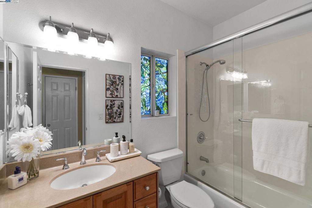 CANYON MEADOWS - Residential
