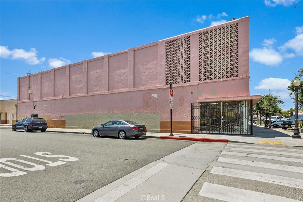 10640 Main Street