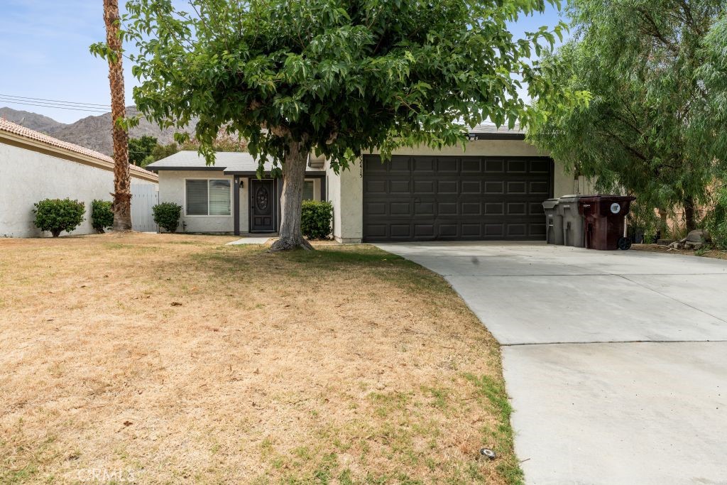 52415 Avenida Vallejo