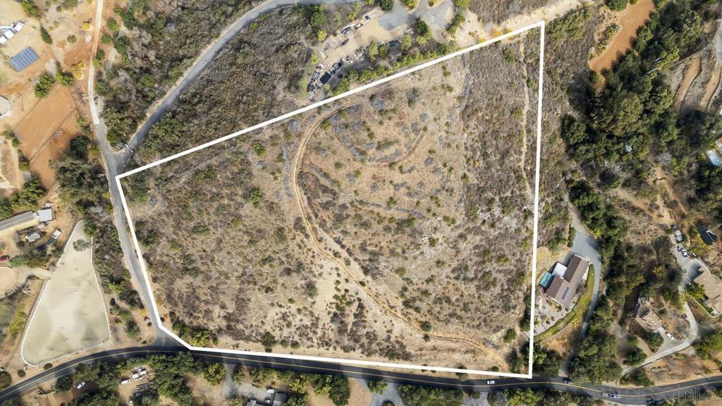 1390 Little Gopher Canyon Rd