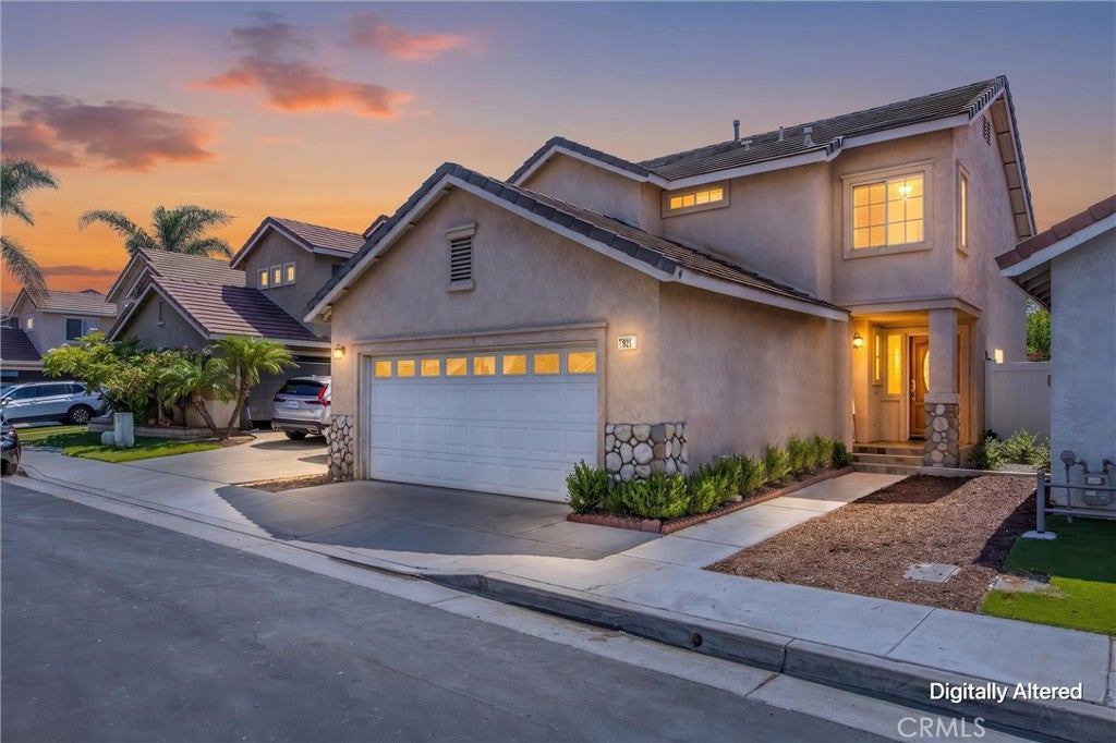 Photo of 921 Blossomcreek Ln LN, Corona, CA 92878 (MLS # IG26182503)