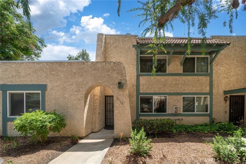Photo of 2564 Colgate WAY, Riverside, CA 92507 (MLS # TR26173061)